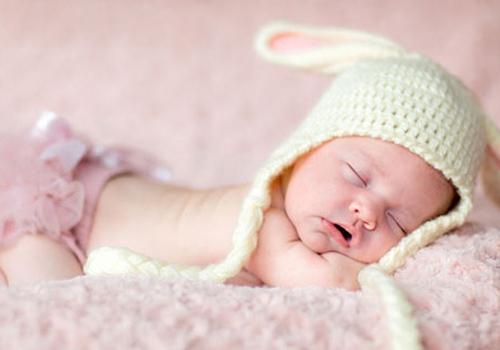 孩子张嘴睡觉是什么原因 孩子张嘴睡觉会有什么影响