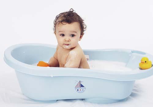 小孩荨麻疹能不能洗澡 小孩得了荨麻疹能不能洗澡