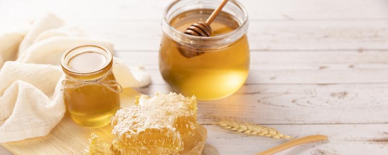 蜂蜜水什么时候喝减肥最好 喝蜂蜜水能减肥吗?什么时候喝最好?