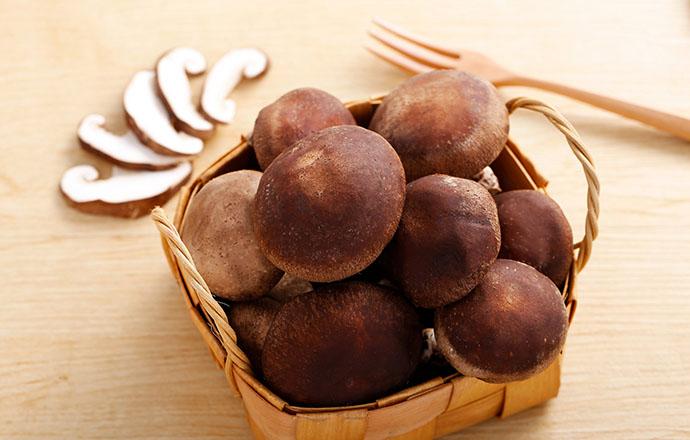 减肥期间可以吃蘑菇吗 减肥期间能吃蘑菇吗?
