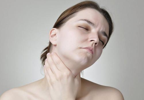 喉咙痛耳朵痛是什么原因 当心这些疾病找上门