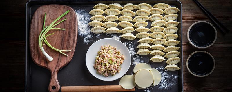 立冬为什么吃饺子（立冬为什么吃饺子不冻耳朵）