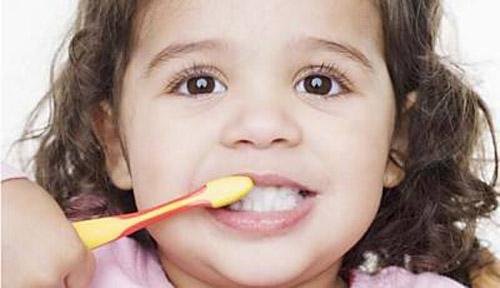 蛀牙是什么原因导致的 蛀牙的形成有四大因素