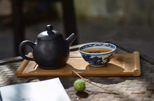 喝茶对身体好吗（每天早上空腹喝茶对身体好吗）