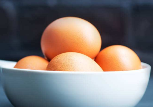 风寒感冒可以吃鸡蛋吗（一岁半宝宝风寒感冒可以吃鸡蛋吗）