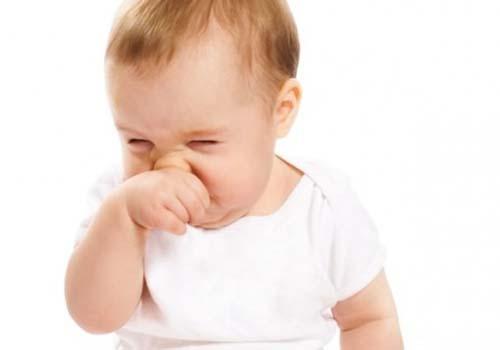 宝宝鼻子不通气是鼻炎吗（宝宝鼻子一直不通气是鼻炎吗）