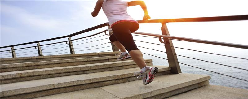 每天跑5公里对身体好吗 每天坚持跑五公里对身体有伤害吗