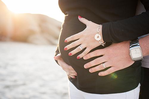 孕妇湿气重对胎儿有哪些（孕妈湿气重对宝宝的影响）