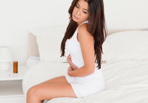 怀孕早期肚子隐隐作痛正常吗 早期怀孕肚子隐隐的痛正常吗