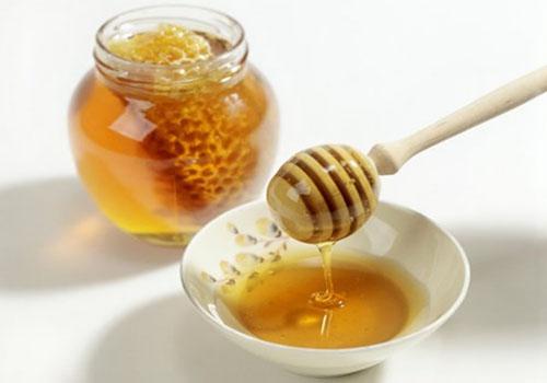 喝了蜂蜜水胃疼是怎么回事 喝了蜂蜜水胃疼怎么办