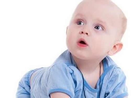小孩口臭的原因和治疗方法（小孩口臭的原因和治疗方法两岁）
