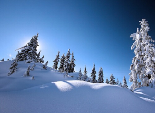 梦见下雪是什么意思（梦见下雪是什么意思女性）