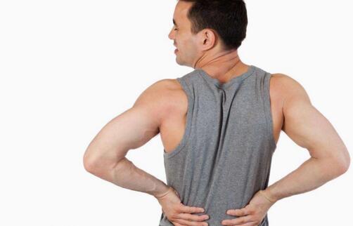 背痛是什么原因造成的（右边背痛是什么原因造成的）