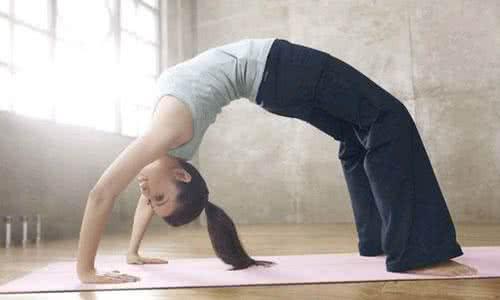 练瑜伽对腰有好处吗 瑜伽对腰椎有好处吗