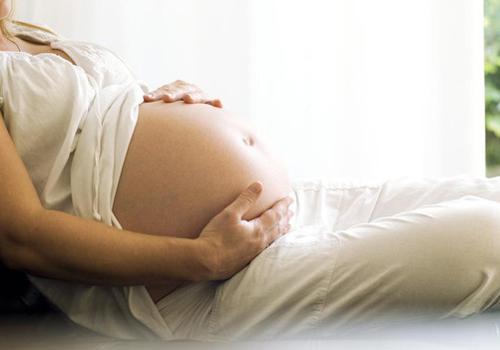胎儿缺氧时胎心监护会出现什么（胎心监护正常还会出现缺氧的情况吗）