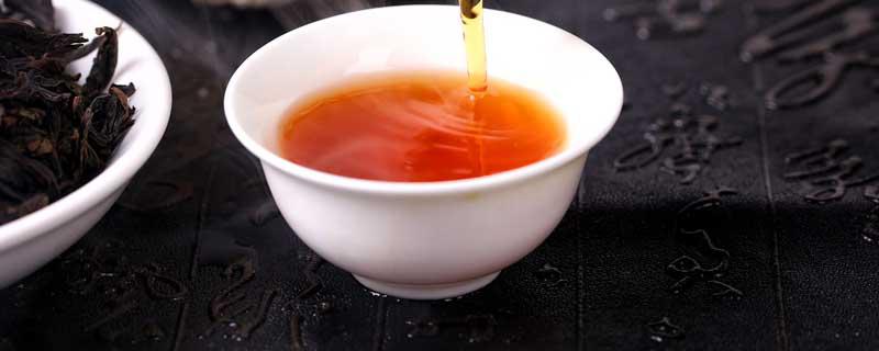 茶水能加蜂蜜吗（茶水中加蜂蜜可以吗）