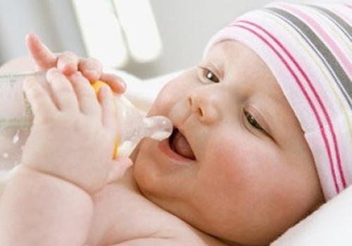 宝宝出汗多是什么原因 三个多月宝宝出汗多是什么原因