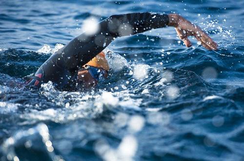 游泳对鼻炎有好处吗 游泳对鼻炎的危害性