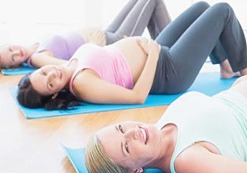孕妇瑜伽每天做多久（孕妇每天做多久瑜伽合适）