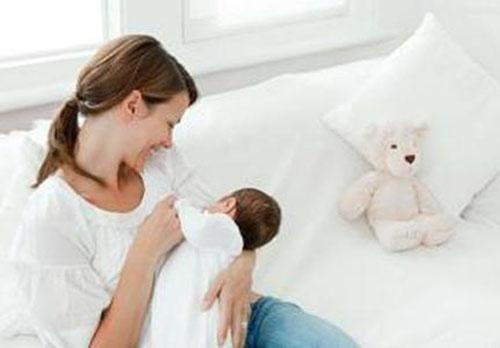 母乳喂养要注意什么 新生儿黄疸高母乳喂养要注意什么