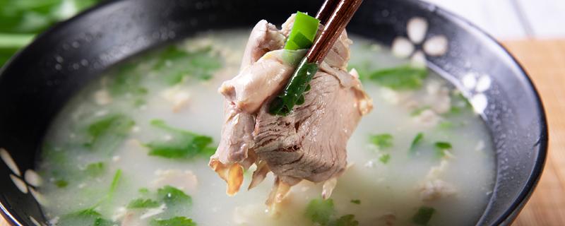 羊肉汤怎么做好吃 白炖羊肉汤怎么做好吃