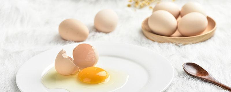 喝生鸡蛋有什么好处 喝生鸡蛋有什么好处和功效