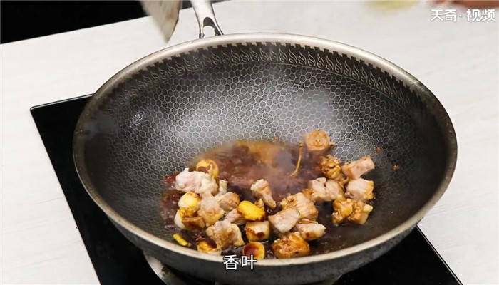 酱焖牛腩的做法 酱焖牛腩怎么做