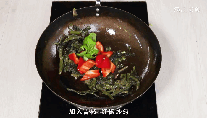 雪菜鸡肉炒年糕做法  雪菜鸡肉炒年糕怎么做