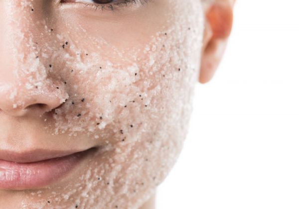 磨砂洗面奶伤害皮肤吗 磨砂洗面奶的正确用法