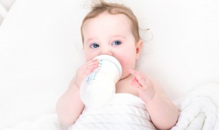宝宝喂米粉正确方法 宝宝喂米粉正确方法是什么