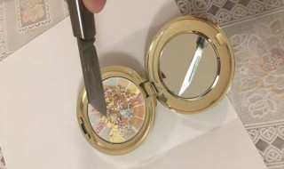 底妆结块了怎么处理 底妆结块了怎么处理干净