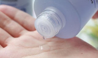 乳液和露有什么不同（露属于水还是乳液）