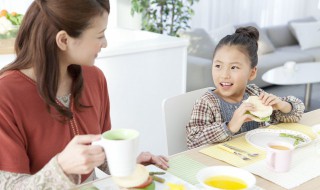 三八妇女节送妈妈什么好 三八妇女节送妈妈什么好的小东西