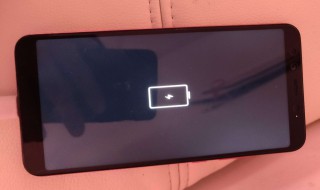 手机掉屎里了怎么办充不上电 手机掉地上充不进去电是怎么回事