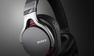 sony蓝牙耳机怎么打开蓝牙（sony蓝牙耳机怎么打开蓝牙连接）