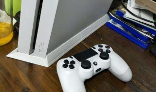 ps4手柄无法连接闪白灯 ps4手柄一直闪白灯 无法连接