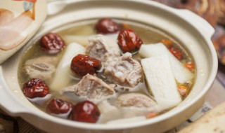 骨头煲什么汤最有营养 骨头五指毛桃煲汤配什么