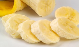 香蕉牛奶面膜的功效与作用（香蕉牛奶面膜的功效与作用）
