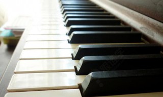 学钢琴怎么练基本功 学钢琴怎么练基本功视频教程