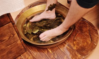 泡脚泡多长时间比较好（泡脚应泡多长时间好）