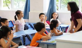 春江水暖鸭先知的意思是什么（春江水暖鸭先知的意思是什么 百度网盘）