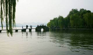 西湖一日游（西湖一日游大概要花多少钱）