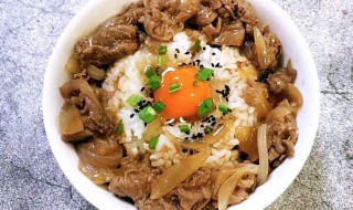 牛丼饭怎么念 日本牛丼饭怎么念