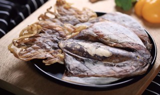 干墨鱼怎么泡发最好 干墨鱼要泡多久才可炖汤