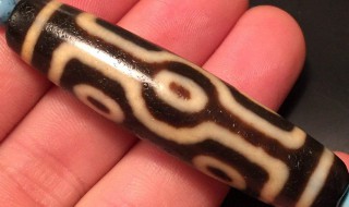 七眼天珠的寓意及功效（金刚七眼天珠的寓意及功效）