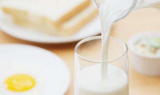 低脂牛奶和全脂牛奶的区别 低脂牛奶和全脂牛奶的区别是什么