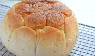 用电饭锅做的软面包（用电饭锅做的软面包怎么做）