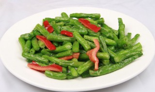苦瓜炒四季豆怎么炒好吃 苦瓜四季豆可以吃吗