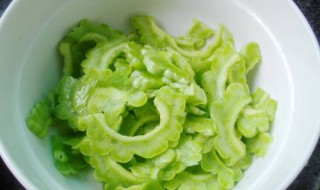 豆腐苦瓜汤怎么做好吃窍门（豆腐苦瓜汤怎么做好吃窍门图片）