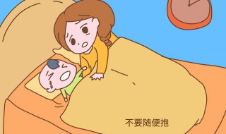 吃母乳如何判断宝宝吃饱了 吃母乳如何判断宝宝吃饱了呢